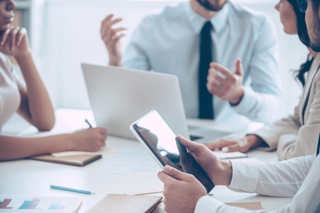 Ciberseguridad Proactiva: Protegiendo la Esencia de su Negocio